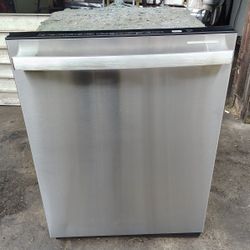 3-Month Old! Criterion Stainless Steel Under-The-Counter Dishwasher!