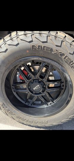 Moto Metal Rims And Tires