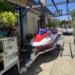 KAWASAKI 1995 JETSKI ( EXCELLENT CONDITION)