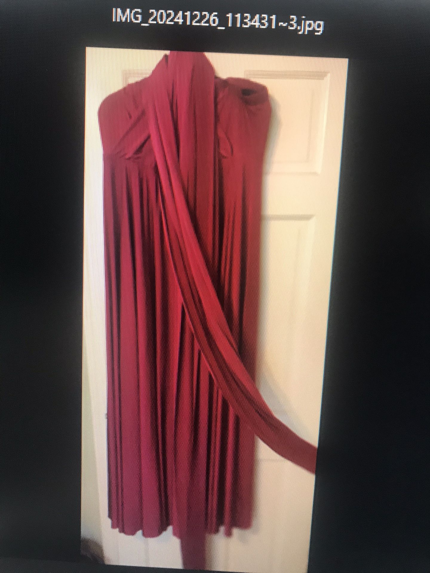 Lot of Resale Clothing - 32 Pieces - Name Brand