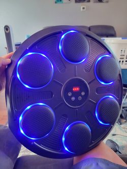 Bluetooth Boxing Machine w/gloves