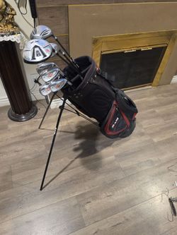 RAM  GOLF CLUBS WITH STAND BAG