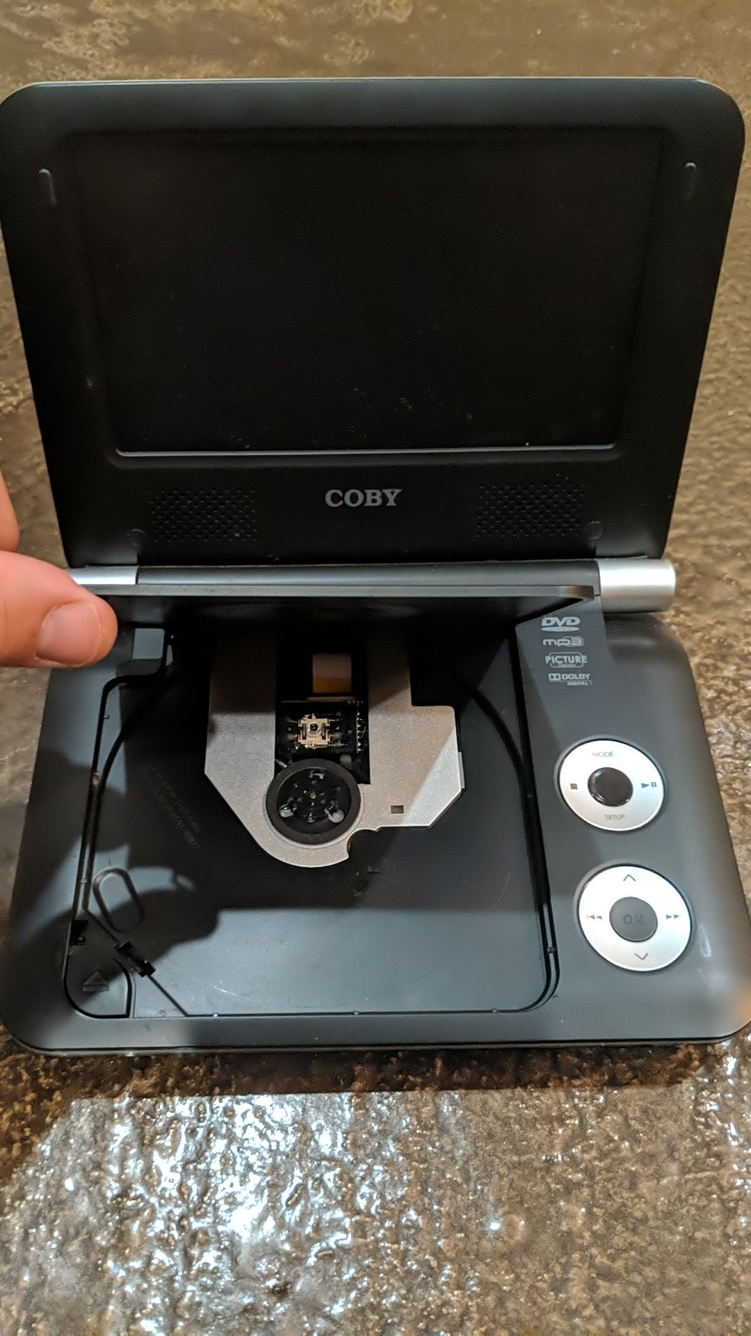 Portable DVD