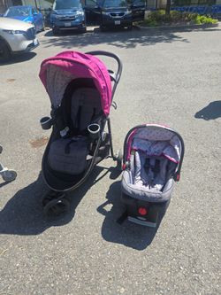 Graco Car seat and stroller combo