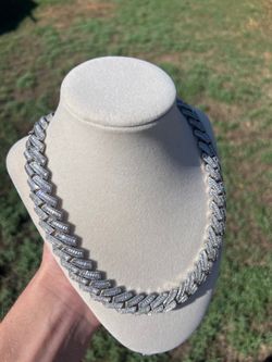 Cuban Link Chain