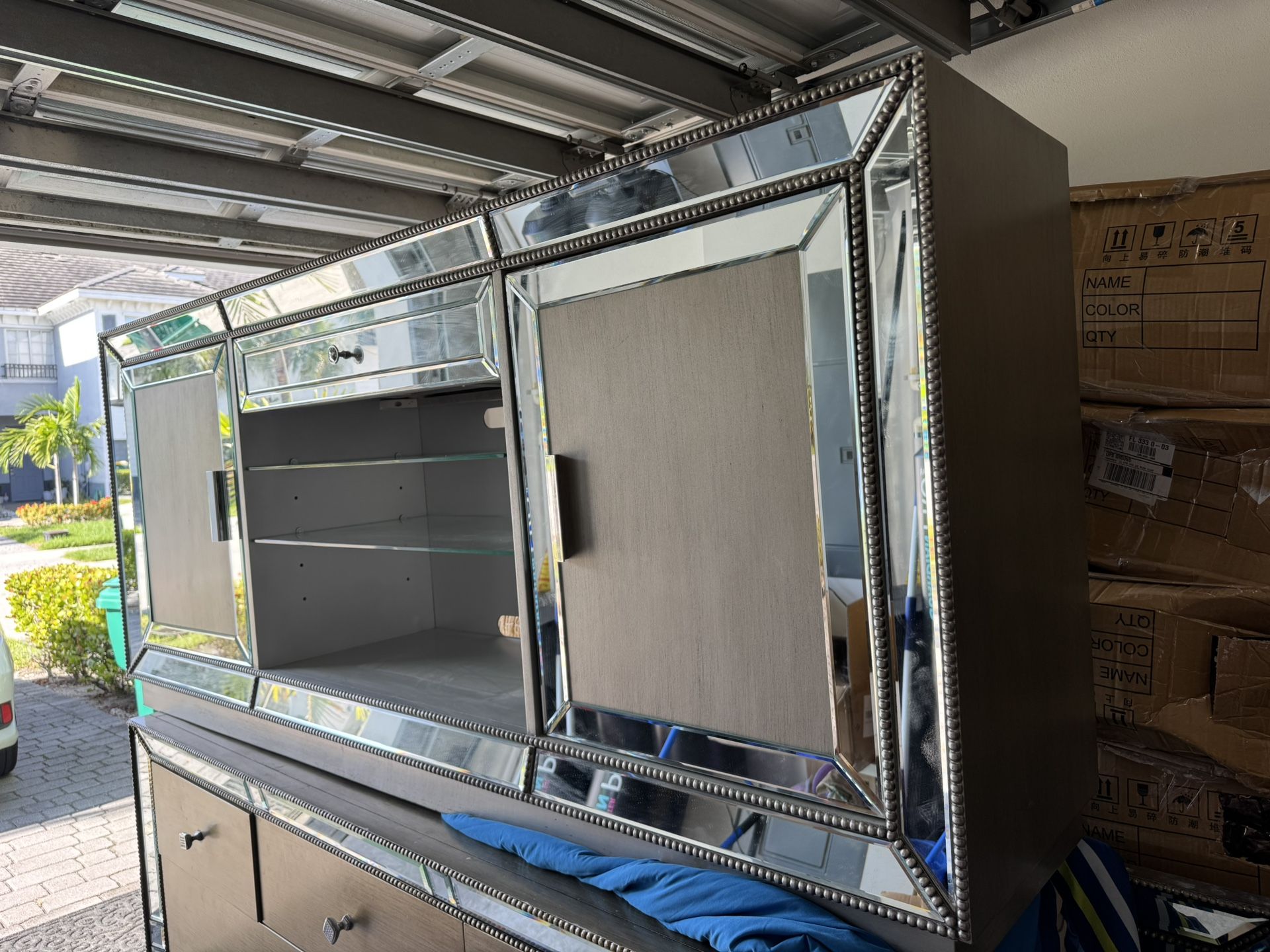 **MUST GO** Silver Mirror Tv Stand