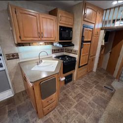 Keystone Laredo Travel trailer 