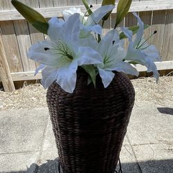 4ft Huge Lilly Flower Arrangement With Vase And Stand