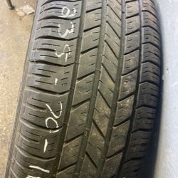 235-70-16 Goodyear Single 