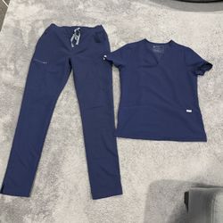Small FIGS Navy Blue Scrub Set