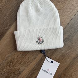 Moncler Beanie (check out my page🔥) 