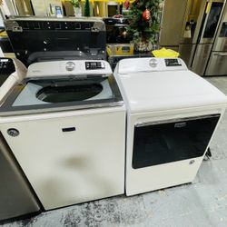 Washer And Dryer Maytag Jumbo In Payments