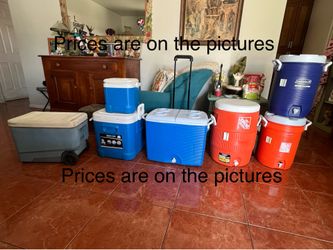 Different ice coolers in good condition, prices are in the individual pictures, Azusa