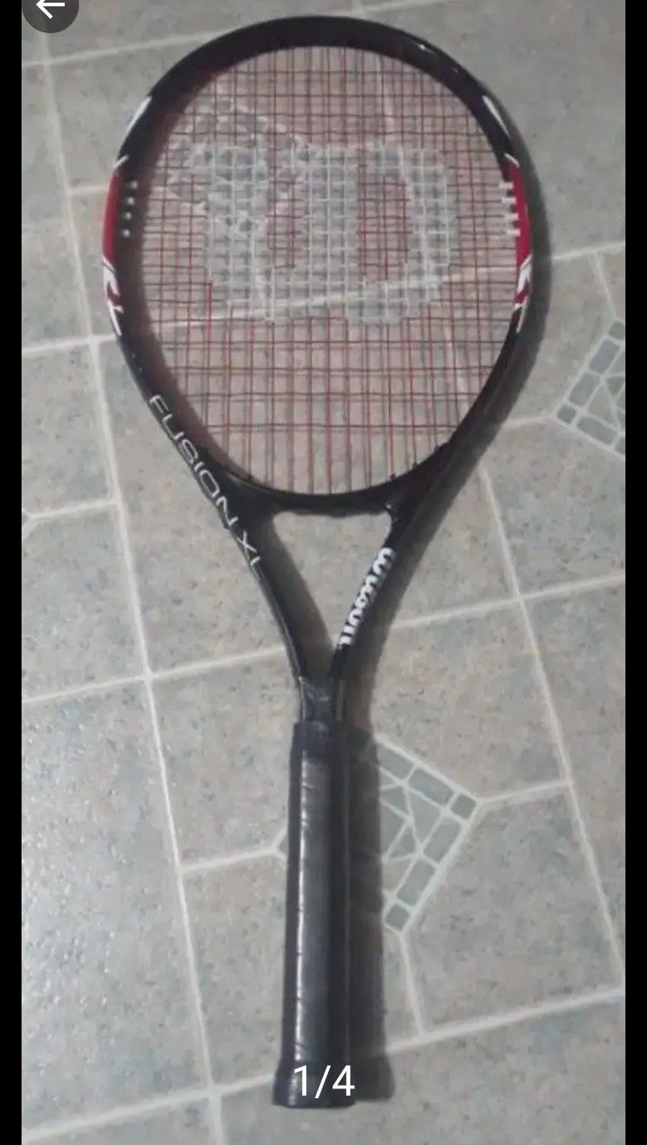 Wilson Tennis Racket, 25.