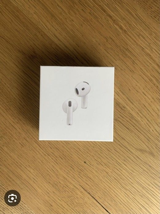 ***Apple AirPods 4 Wireless Earbuds Brand New In Box $80***