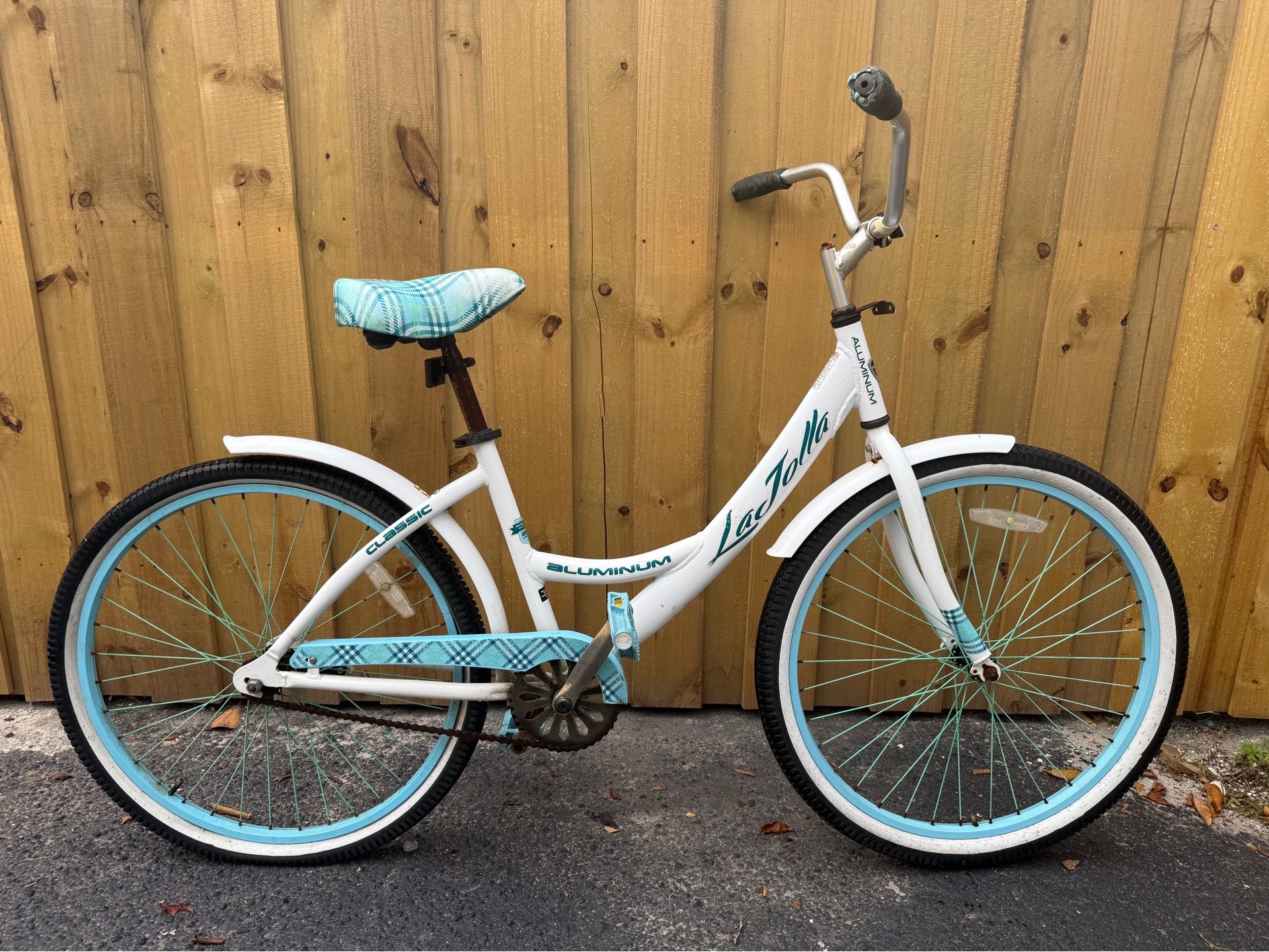 Womens Beach Cruiser Bike Bicycle - KENT La Jolla Cruiser 26" Aluminum (New Tires)