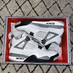 Jordan 4 White Cements Size 9
