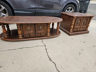 Matching Vintage Coffee Table set Of 3 The Longest Table is 55 Inches Long 