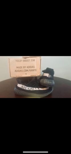 Yeezy Boost 350 “OREO” V2