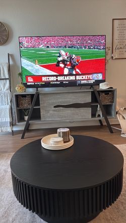 TV Console NEED GONE