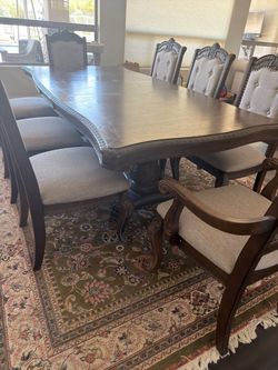 Dining table with 8 chairs