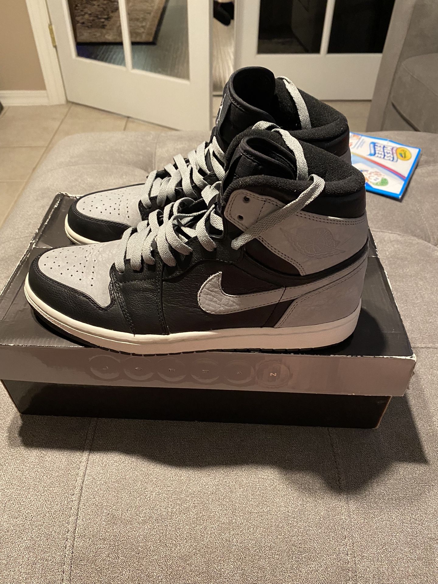 Jordan 1 retro “shadow” 2009 Size 9