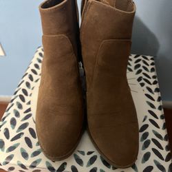 Brown Boots With Heel