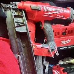 Milwaukee Framing Nailer 