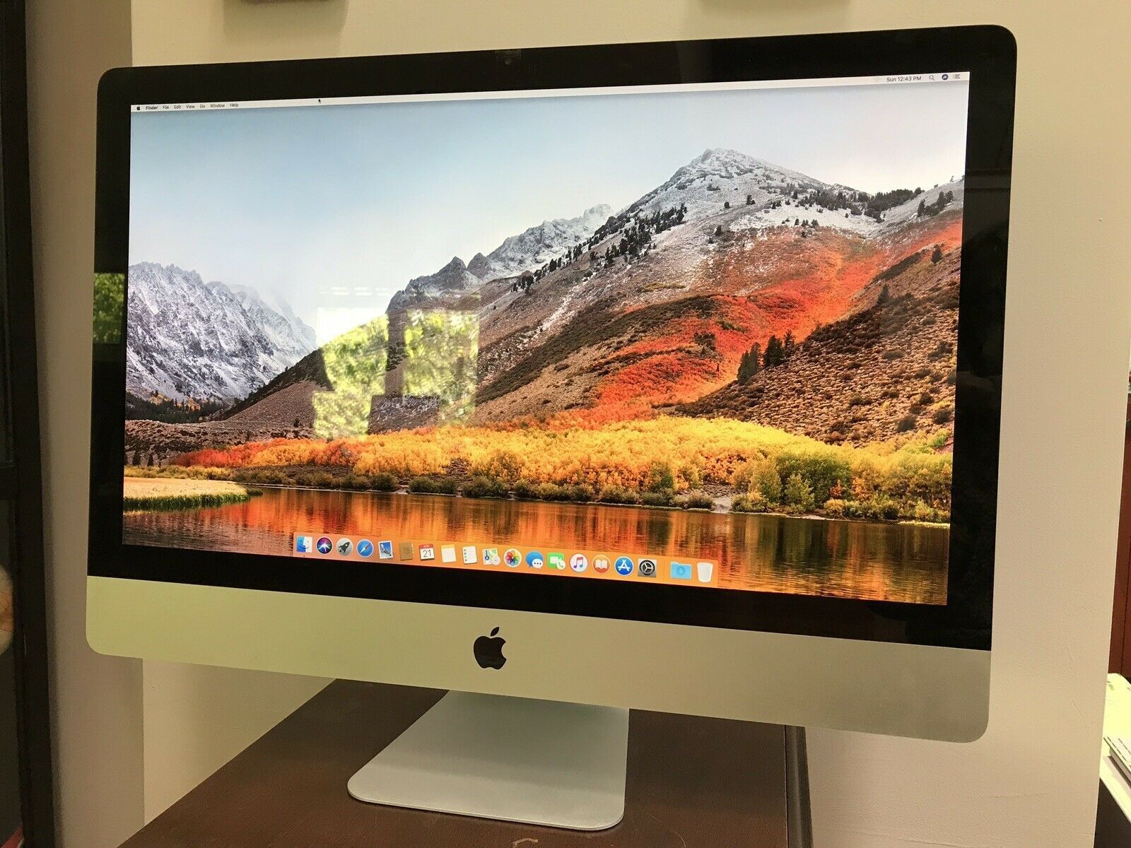 Apple iMac "Core i5" 2.5 21.5-Inch (Mid-2011) - Logic Pro X, Adobe CC 2017 More