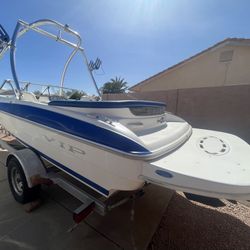 2006 VIP 18’ Runabout Ski / Wakeboard Boat