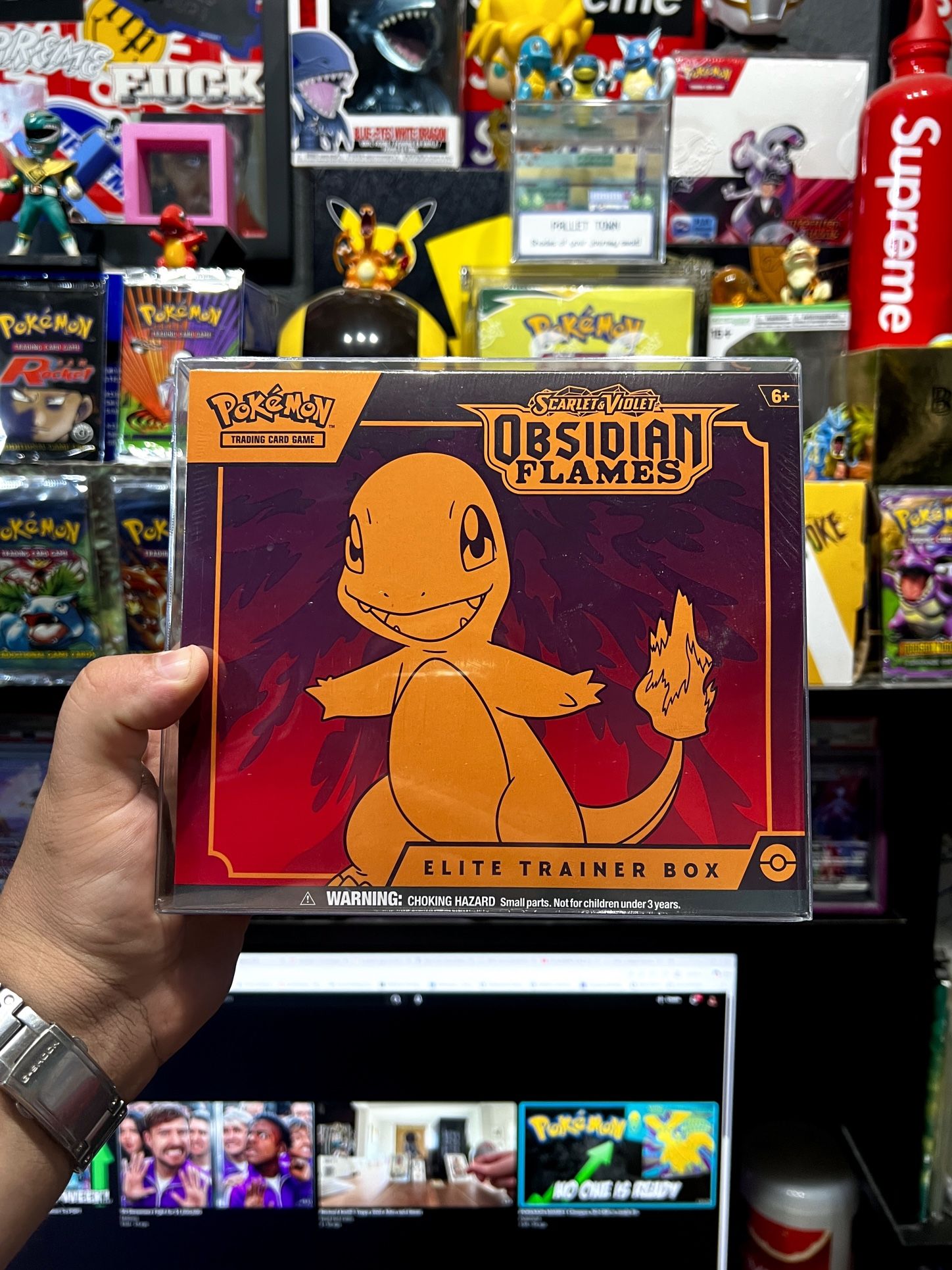 Pokemon Obsidian Flames ETB *Sealed*