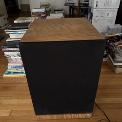 M&k subwoofer