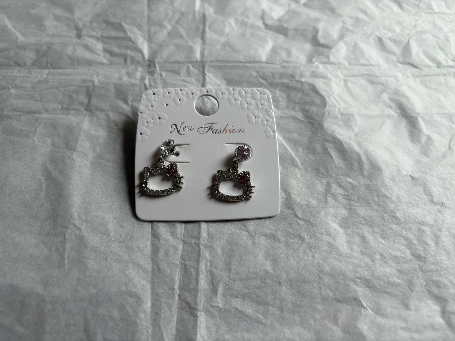 Silver Hello Kitty earrings #kawaii