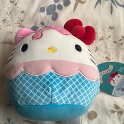 Hello Kitty Squishmallow 