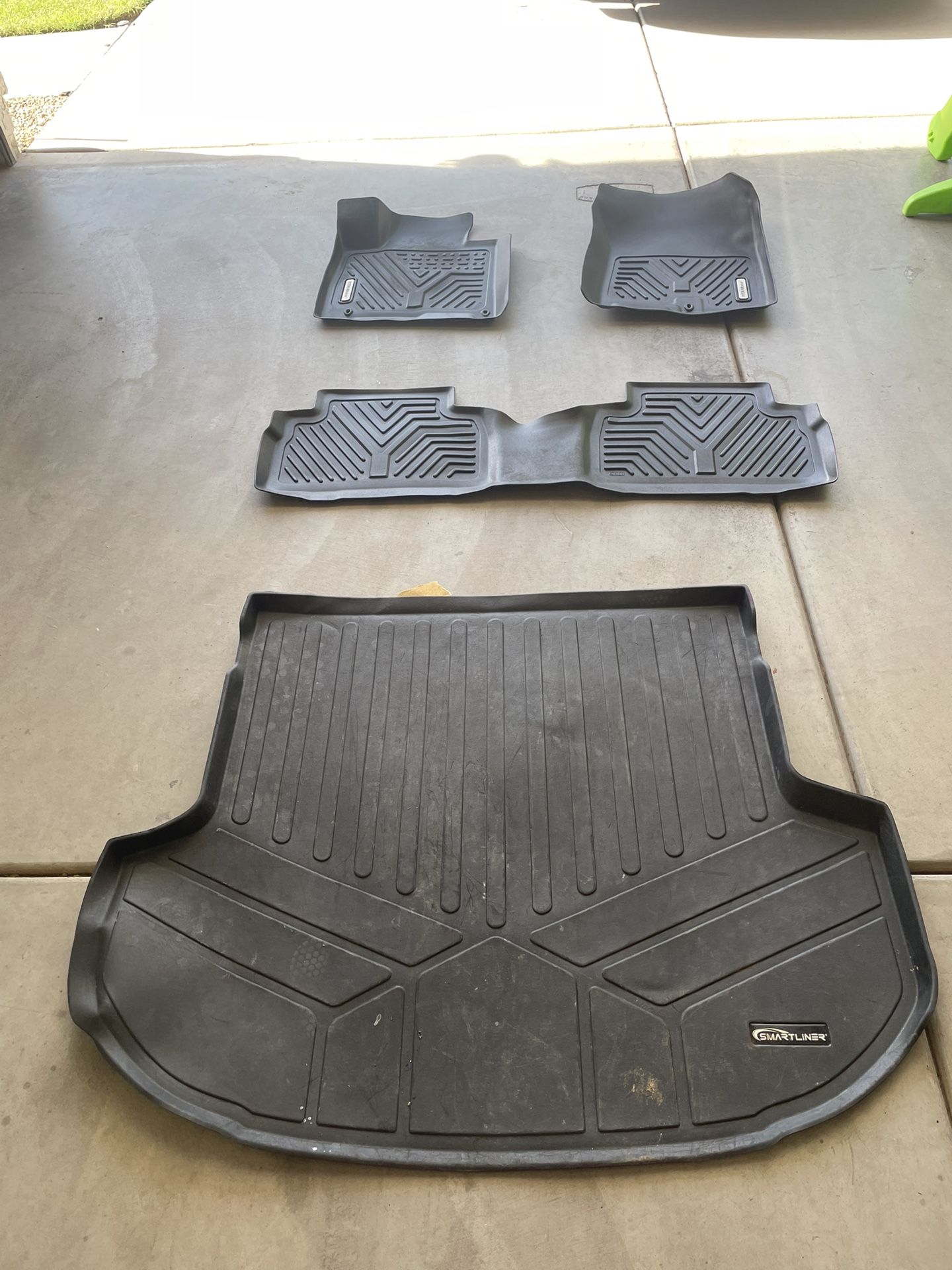 Hyundai Santa Fe  Floor Mats
