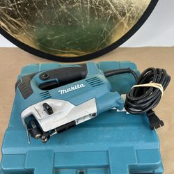 Used Makita JV0600K Top Handle Variable Speed Corded Electric Jig Saw Tested, Comes With Case 
