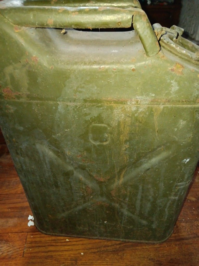 Vintage Rare 1943 Antique Arvin Noblitt-Sparks QMC Jerry Gas Can *USED* WW2, WWII, MILITARY, COLLECT