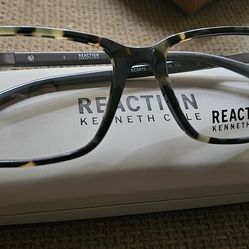 Reading glasses