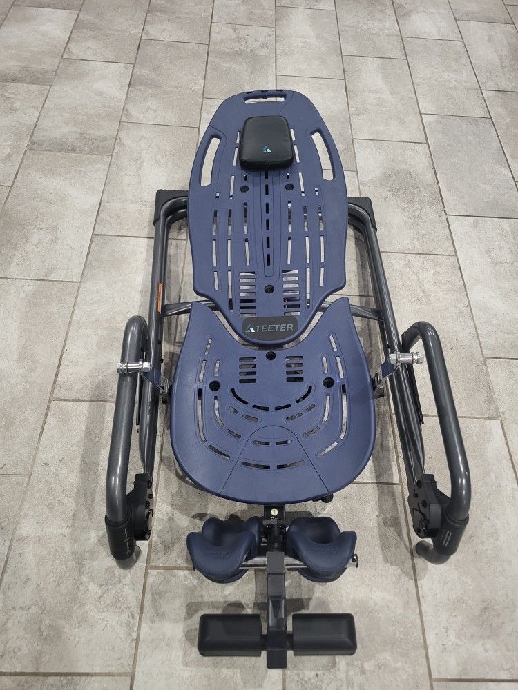 Teeter Inversion Table