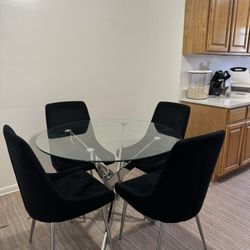 Dining Table Set 