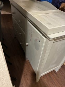 Free dresser
