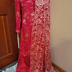 Pakistani And Indian Clothes 