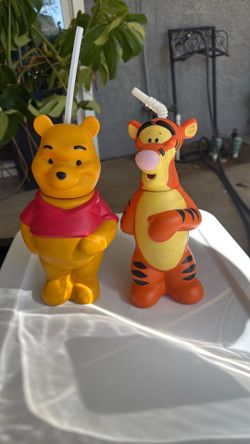 Disney vintage cups