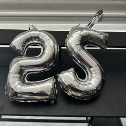 25 Birthday Balloons 