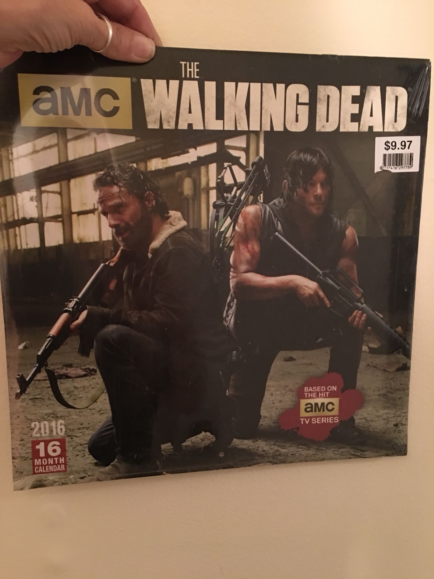 Walking dead book 1 and 2 and a calendar