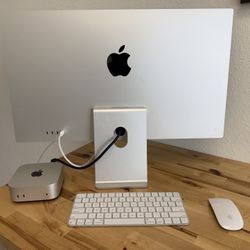 Like New Apple Studio Display Tilt (Latest model) with option for bundle. 