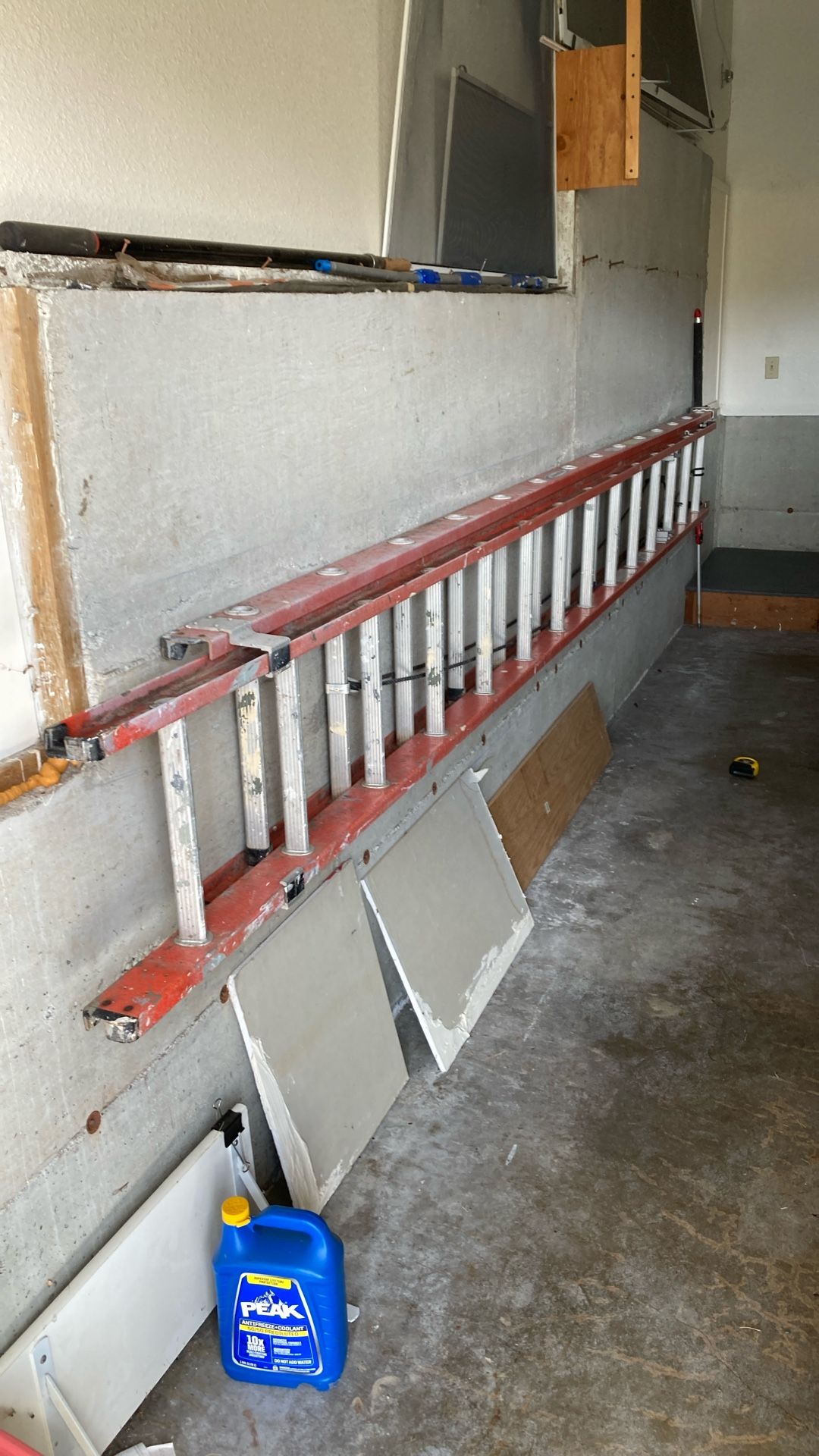 Ladder 25’ - Heavy And Industrial