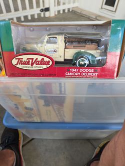 Die Cast True Value 1947 Dodge Canopy Delivery Truck