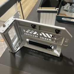 Cooler master Vertical Mount GPU Graphics card