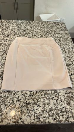Size 6 khaki pencil skirt